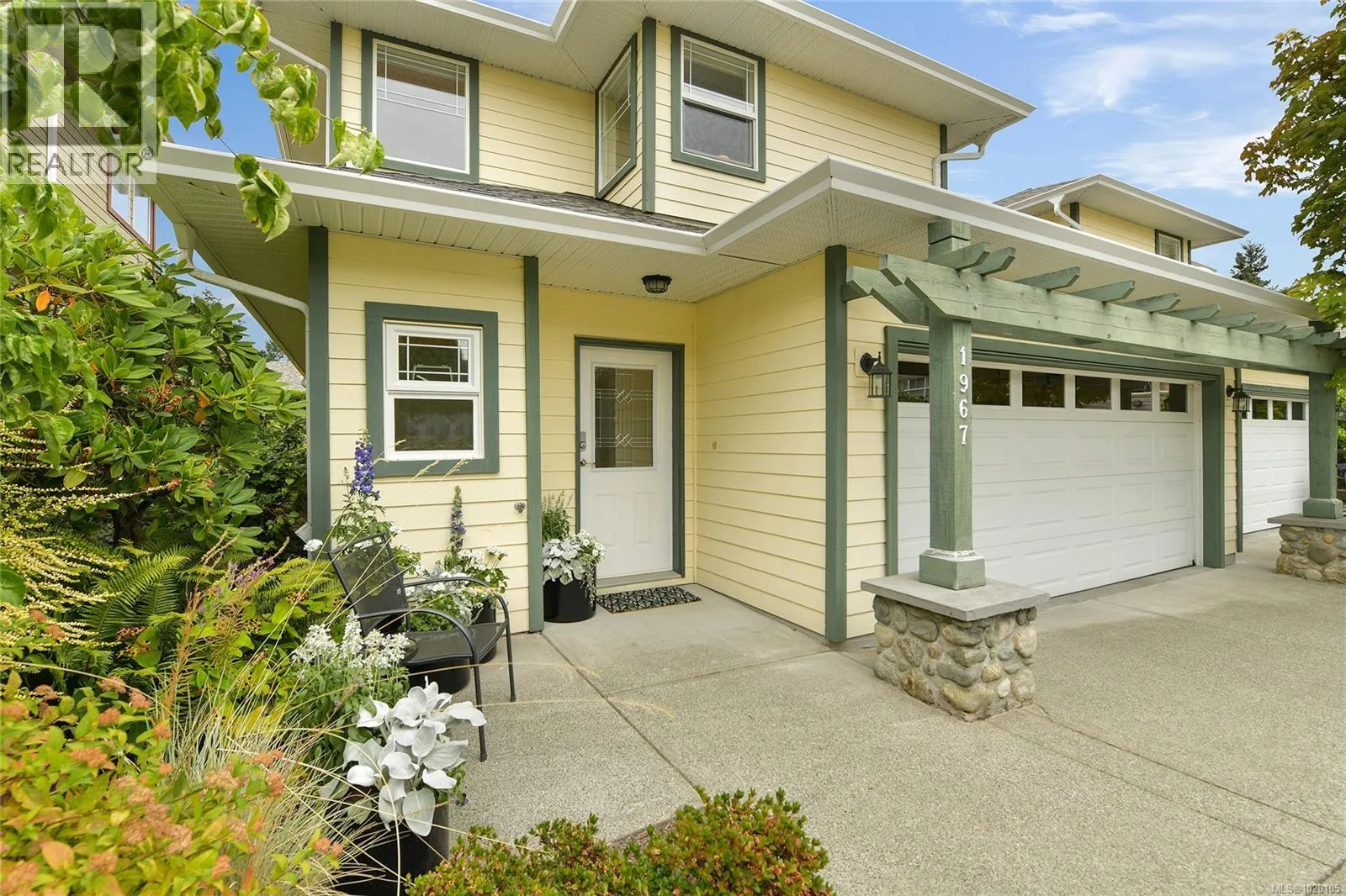 Row / Townhouse for rent: 1967 Polo Park Crt, Central Saanich, British Columbia V8M 2K1