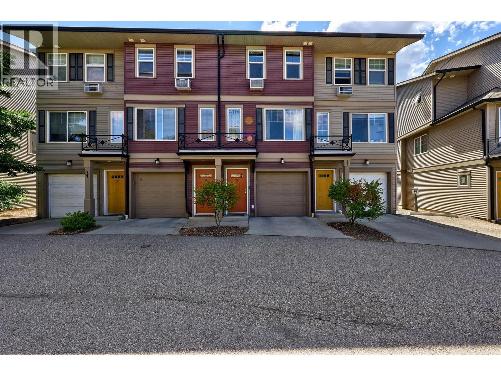 Row / Townhouse for rent: 1970 Braeview Place Unit# 8, Kamloops, British Columbia V1S 0A2