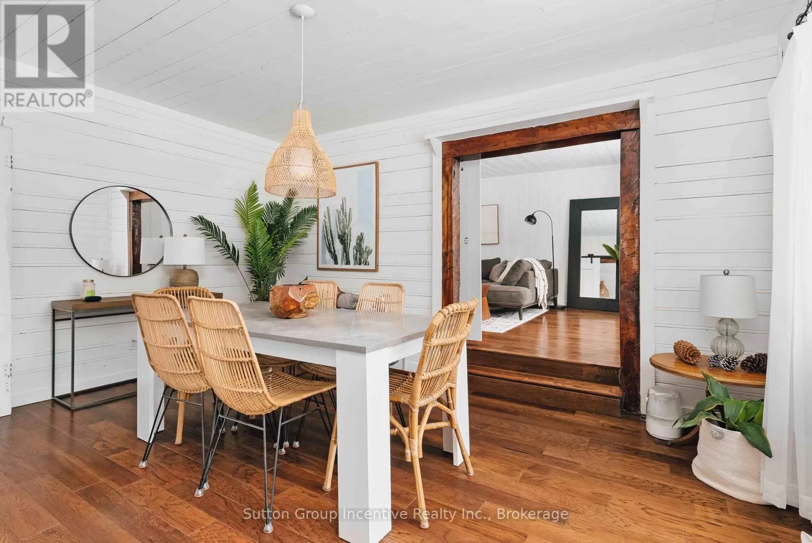 House for rent: 1972 Limberlost Road, Lake of Bays, Ontario P1H 2J6