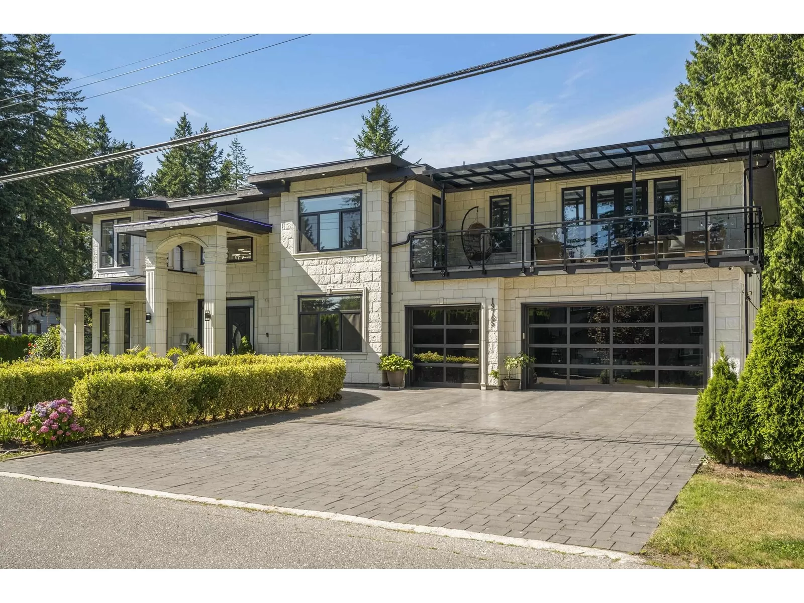 House for rent: 19765 38 Avenue, Langley, British Columbia V3A 2T6