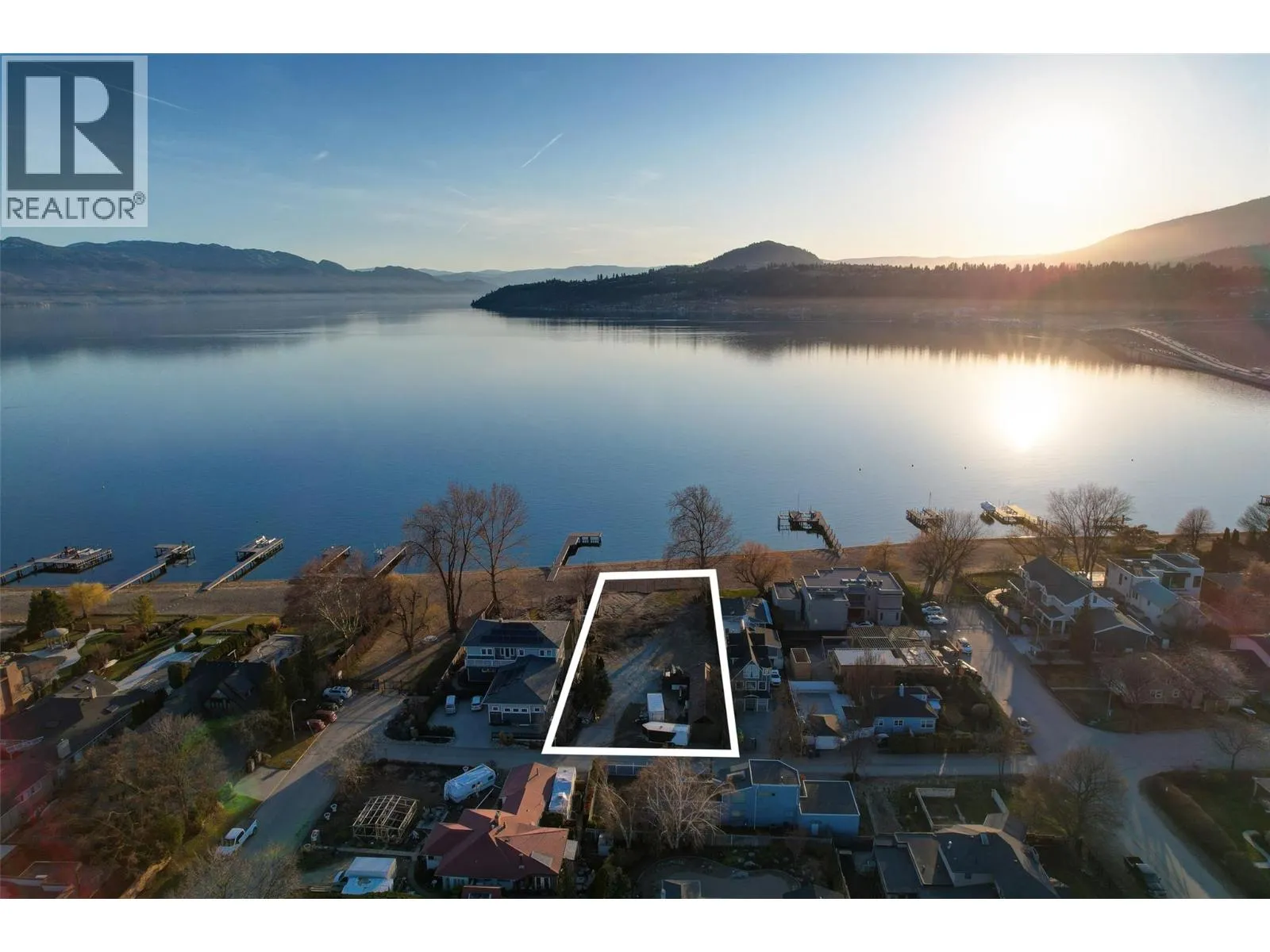 Other for rent: 1978 Mcdougall Street, Kelowna, British Columbia V1Y 1A3