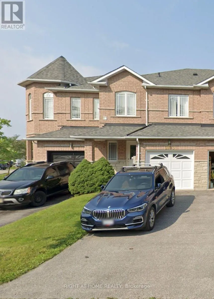 Row / Townhouse for rent: 1983 Treetop Way, Pickering, Ontario L1V 7C8