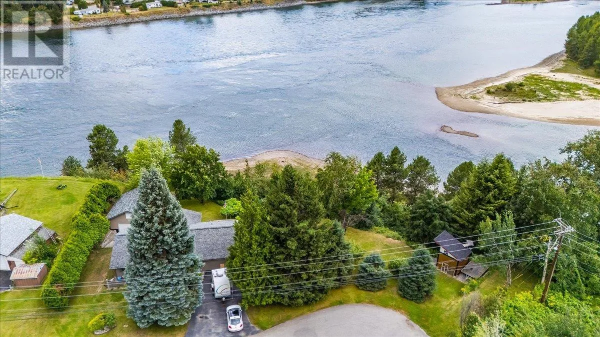 House for rent: 1986 Brilliant Road, Castlegar, British Columbia V1N 4M2