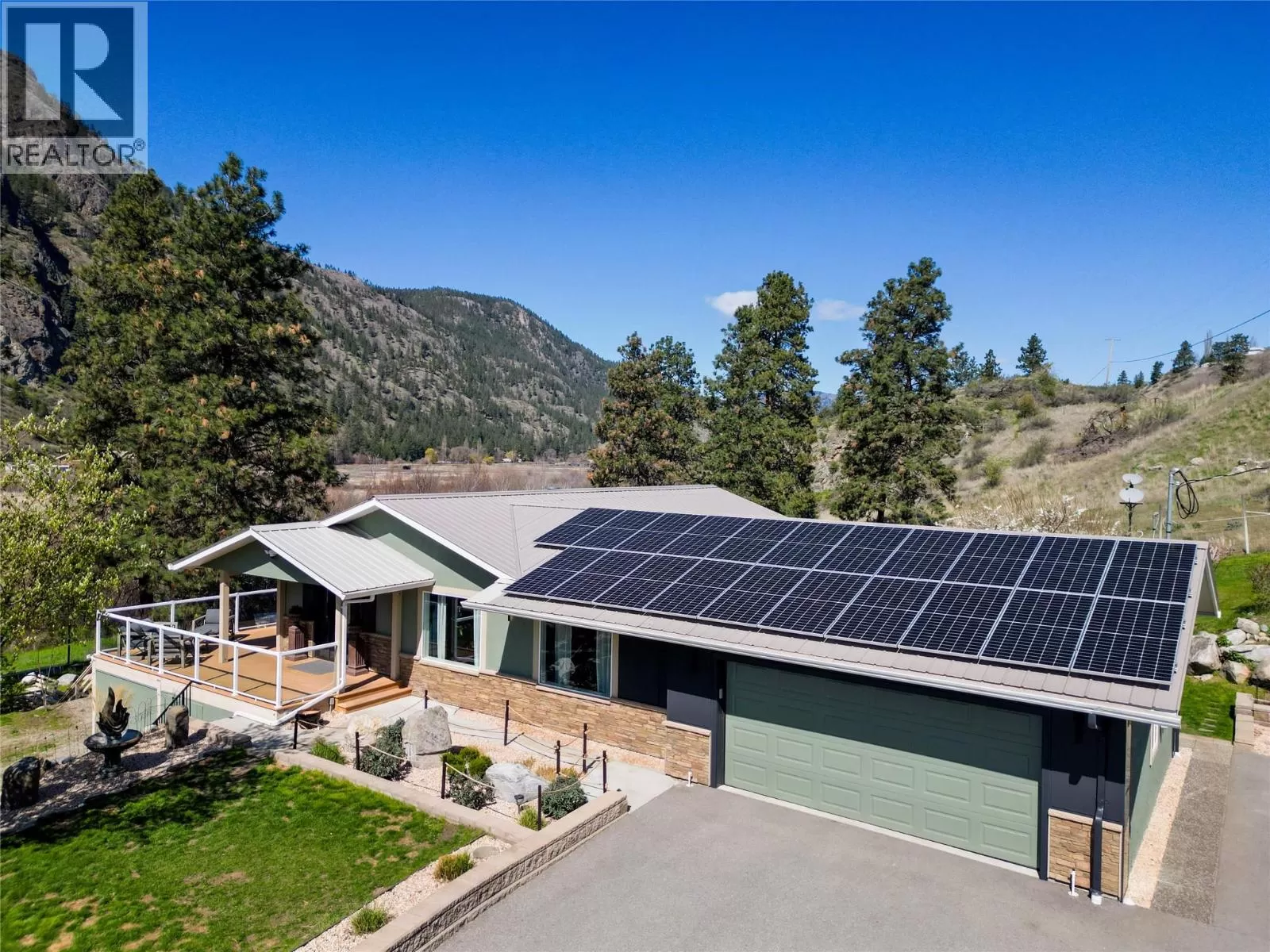 House for rent: 1998 Hwy 97 Highway, Okanagan Falls, British Columbia V0H 1R0