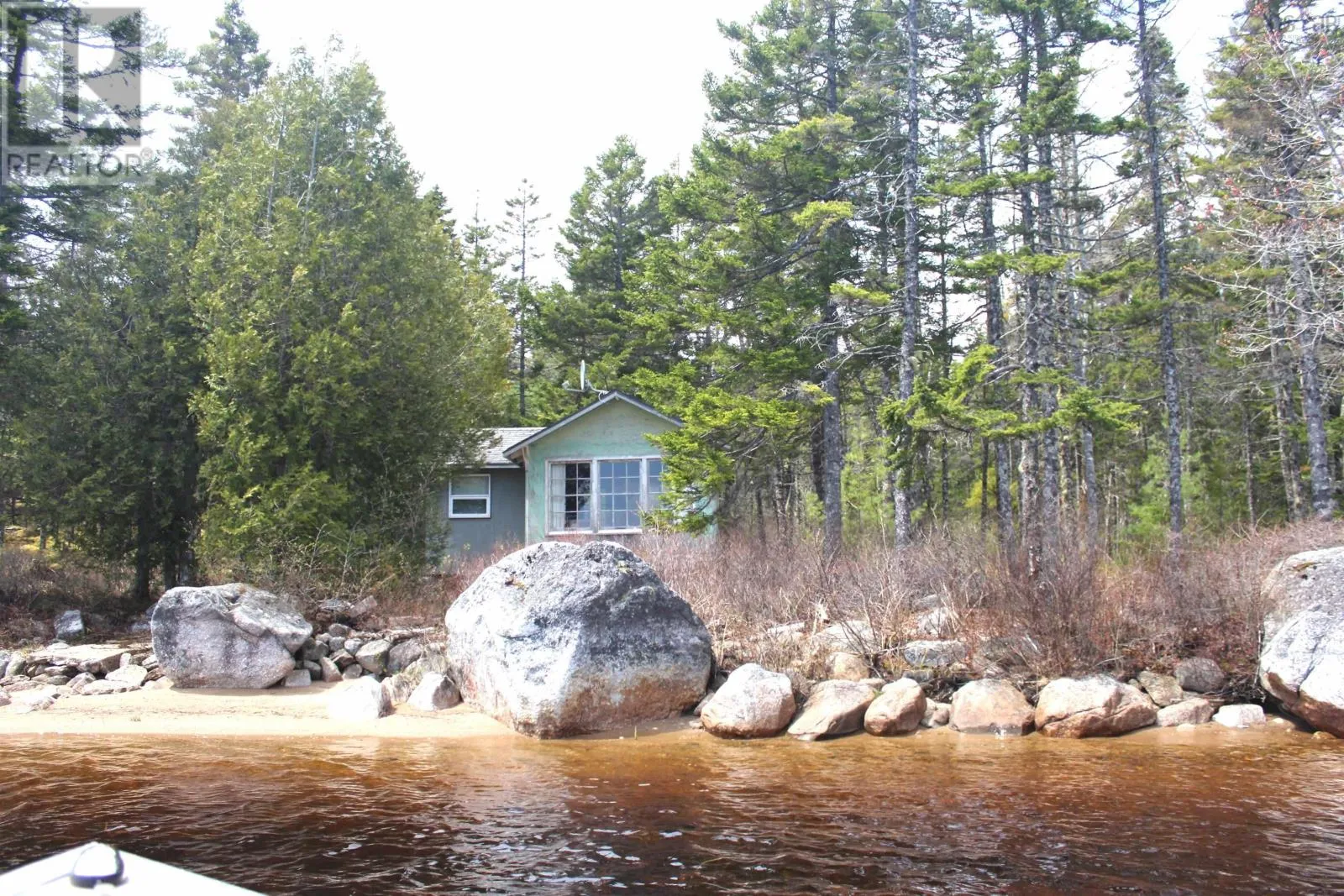 Recreational for rent: 1a Lake Charlotte, Upper Lakeville, Nova Scotia B0J 1P0