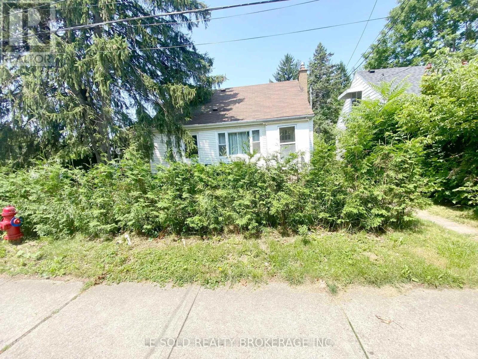 House for rent: 1st Floor Room - 112 Leland Street, Hamilton, Ontario L8S 3A2