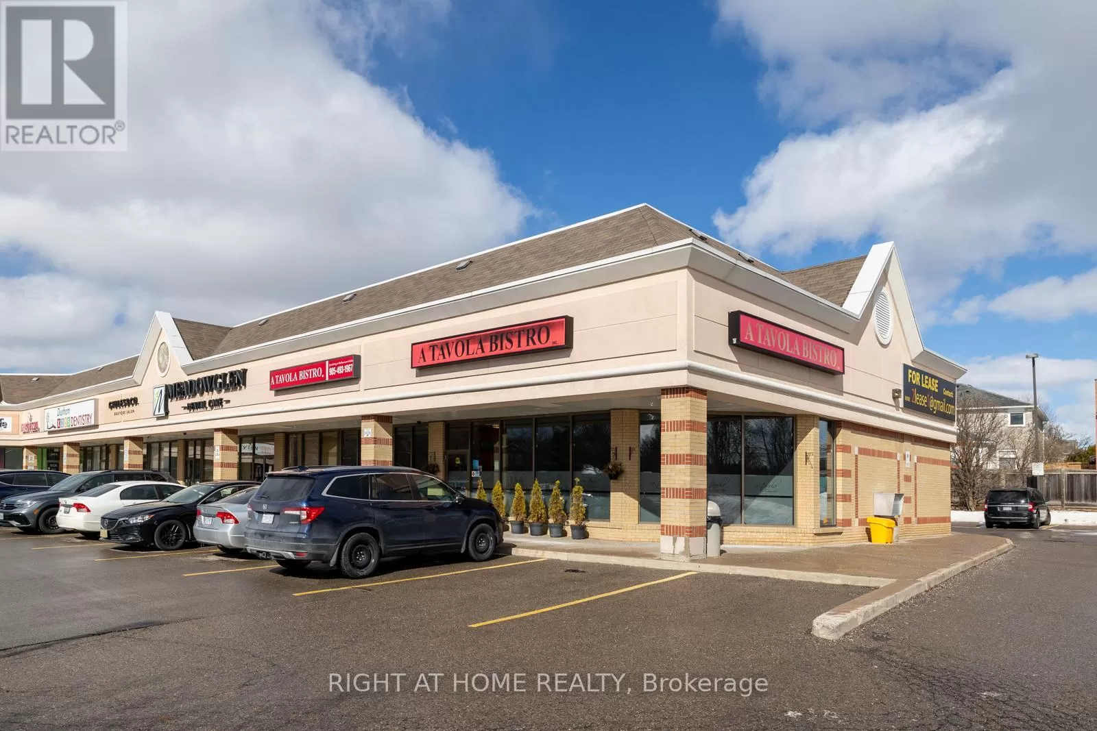 2 - 10 Meadowglen Drive, Whitby, Ontario L1R 3P8