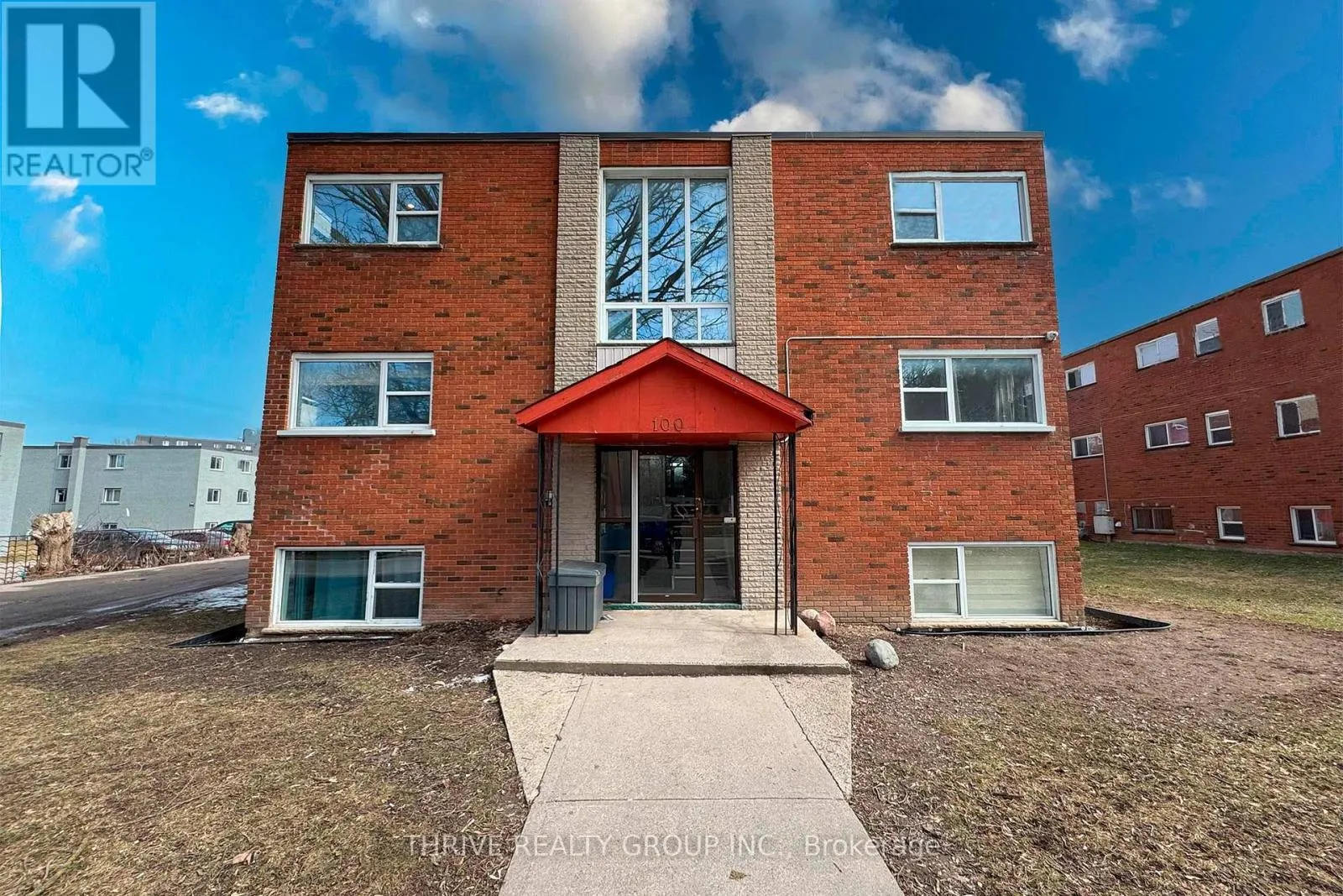Other for rent: 2 - 100 King Edward Avenue, London South, Ontario N5Z 3T1