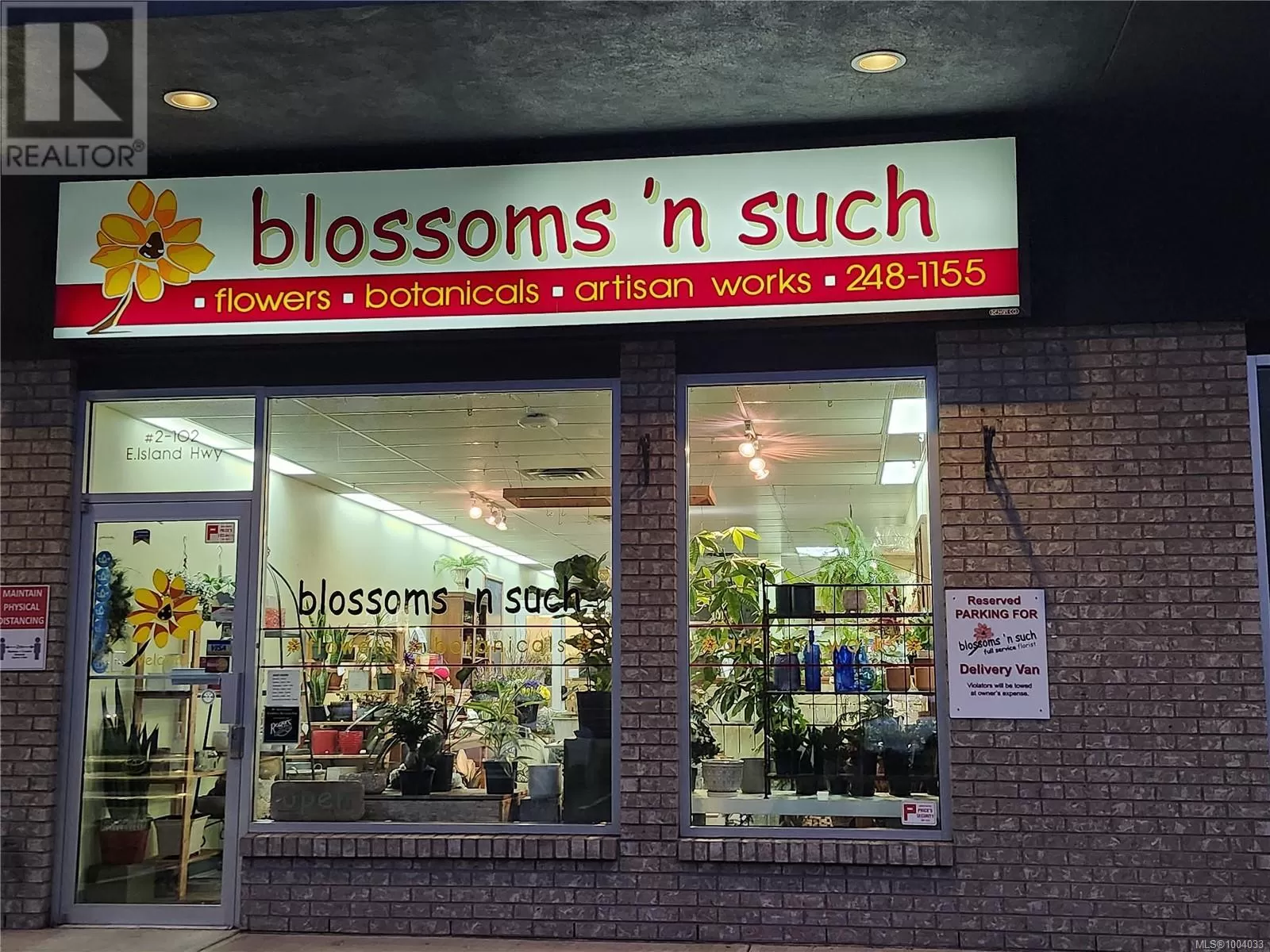 2 102 Island Hwy E, Parksville, British Columbia V9P 2G8