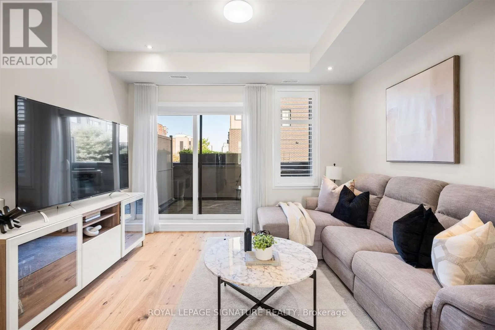 Row / Townhouse for rent: 2 - 120 Frederick Tisdale Drive, Toronto, Ontario M3K 0A8