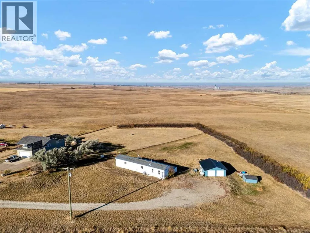 Manufactured Home for rent: 2, 12006 Range Road 43, Rural Cypress County, Alberta T0J 1A0