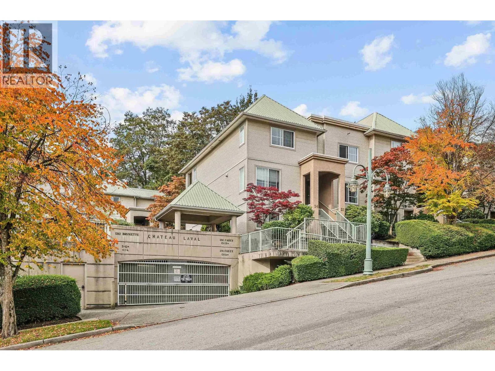 Row / Townhouse for rent: 2 1383 Brunette Avenue, Coquitlam, British Columbia V3K 1G6