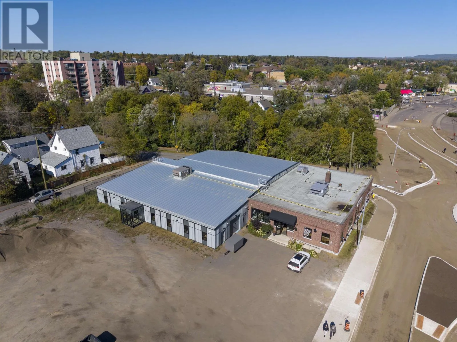 2 142 Cumberland St N, Thunder Bay, Ontario P7A 4M2