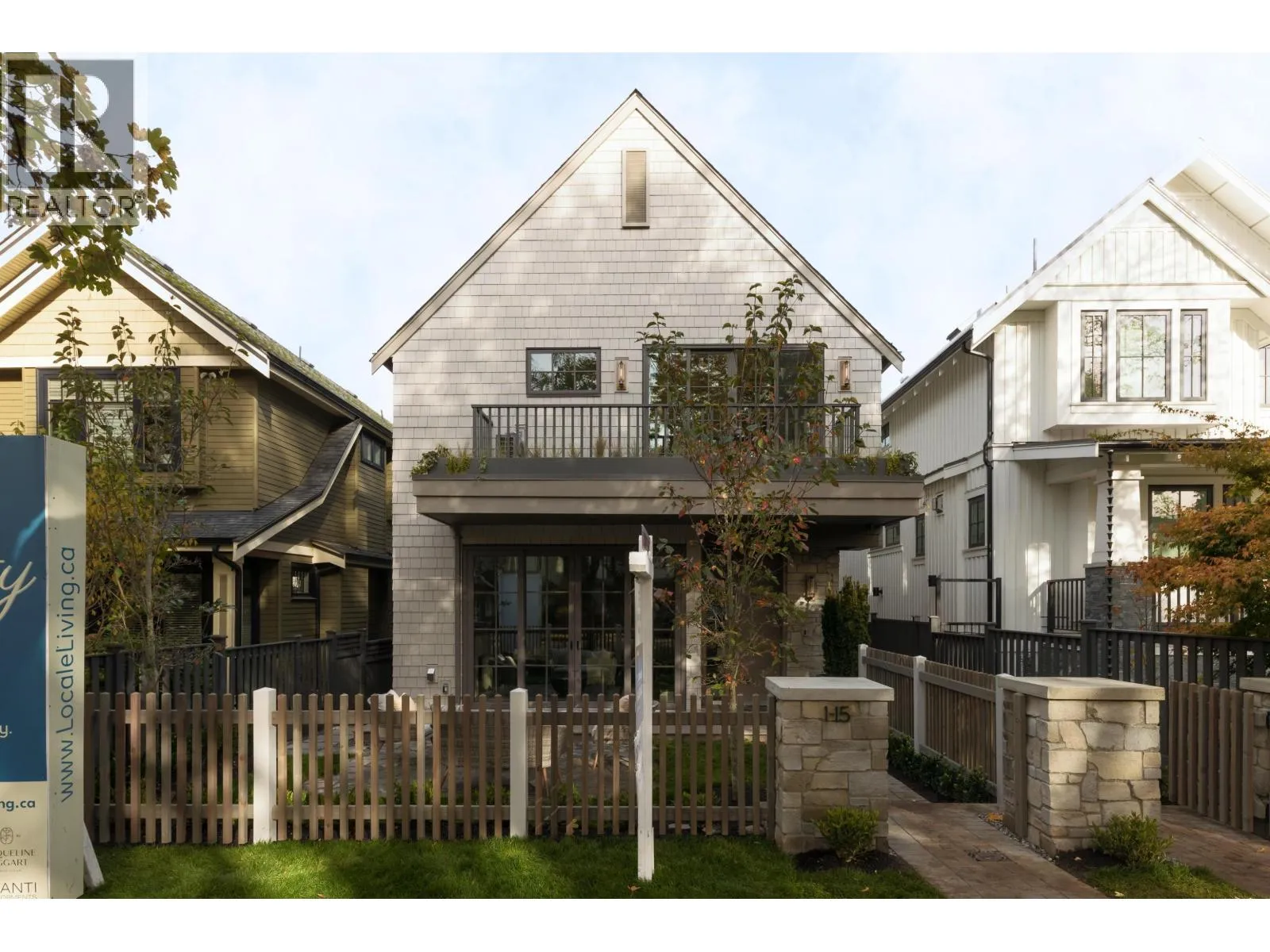 Duplex for rent: 2 15 W 20th Avenue, Vancouver, British Columbia V5Y 2C2