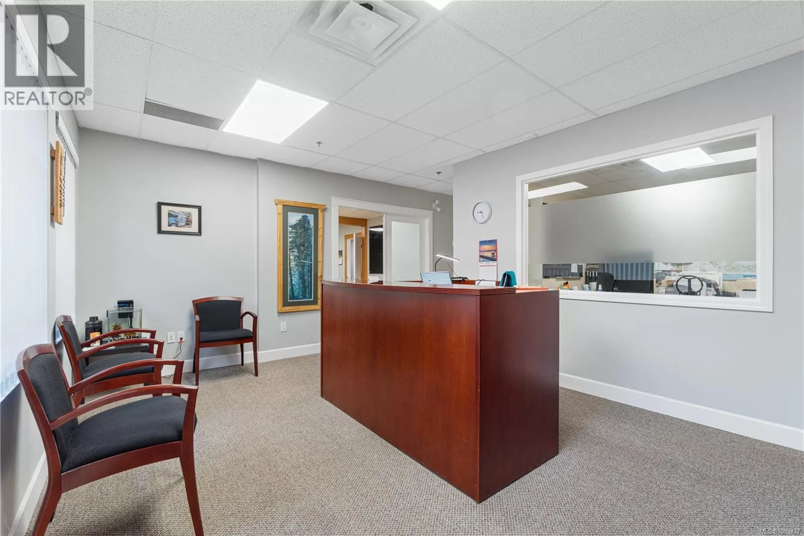 Commercial Mix for rent: 2 180 Second Ave, Qualicum Beach, British Columbia V9K 2T5