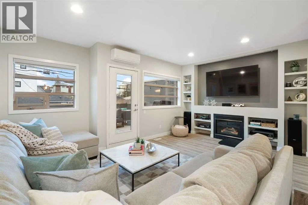 Row / Townhouse for rent: 2, 1929 26a Street Sw, Calgary, Alberta T3E 2B8