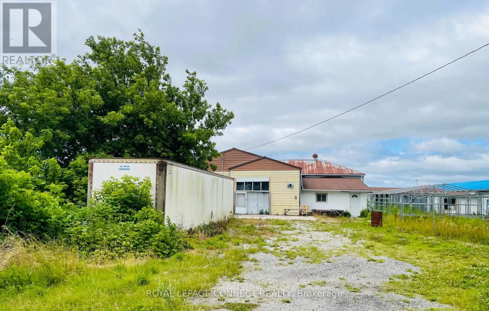 Unknown for rent: 2 - 19470 Dufferin Street, King, Ontario L3Y 4V9