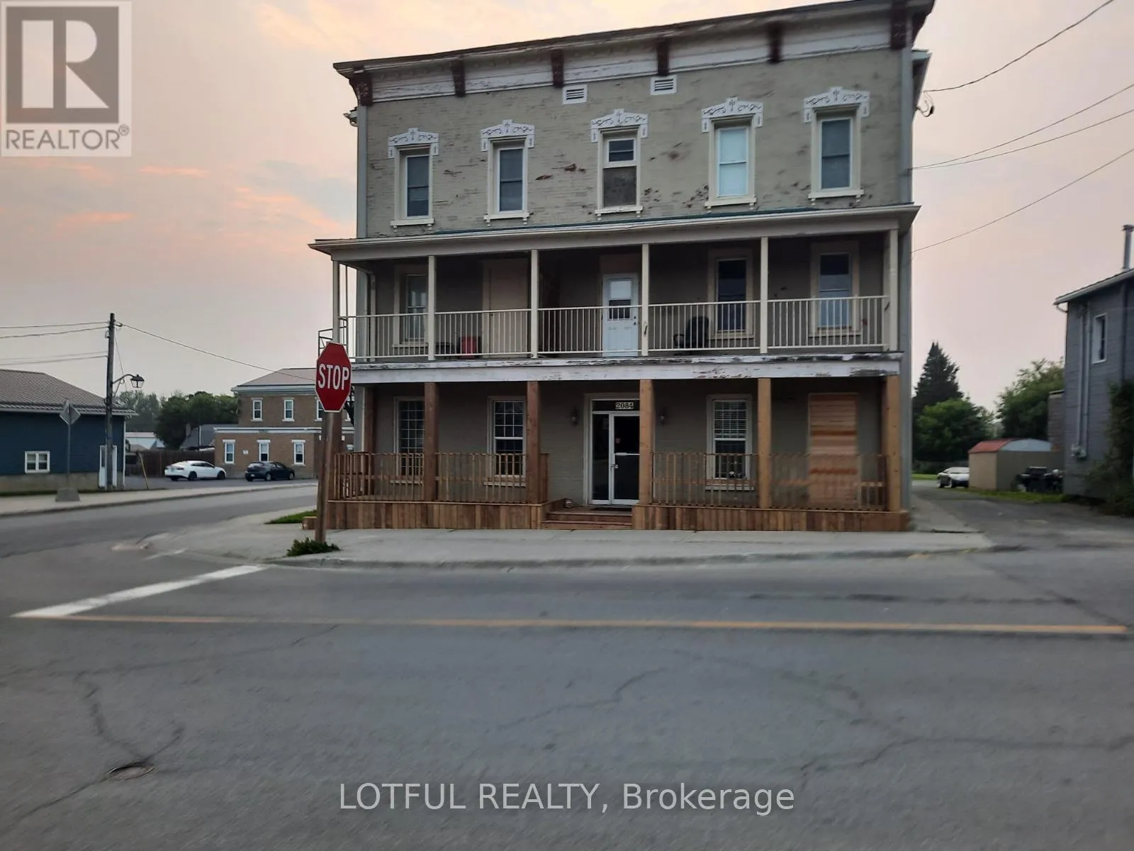 Other for rent: 2 - 2084 Dundas Street, Edwardsburgh/Cardinal, Ontario K0E 1E0