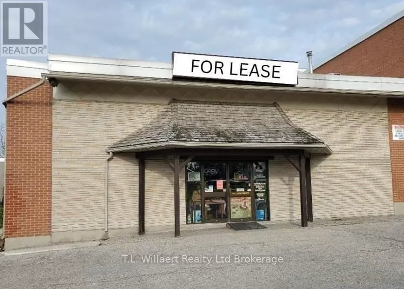 2 - 236 Norwich Avenue, Woodstock, Ontario N4S 3V9