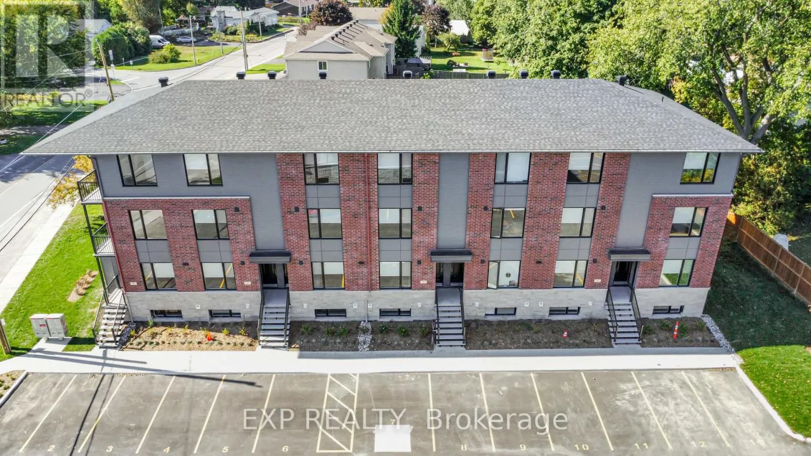 Other for rent: 2 - 251 Castor Street, Russell, Ontario K4R 0M2