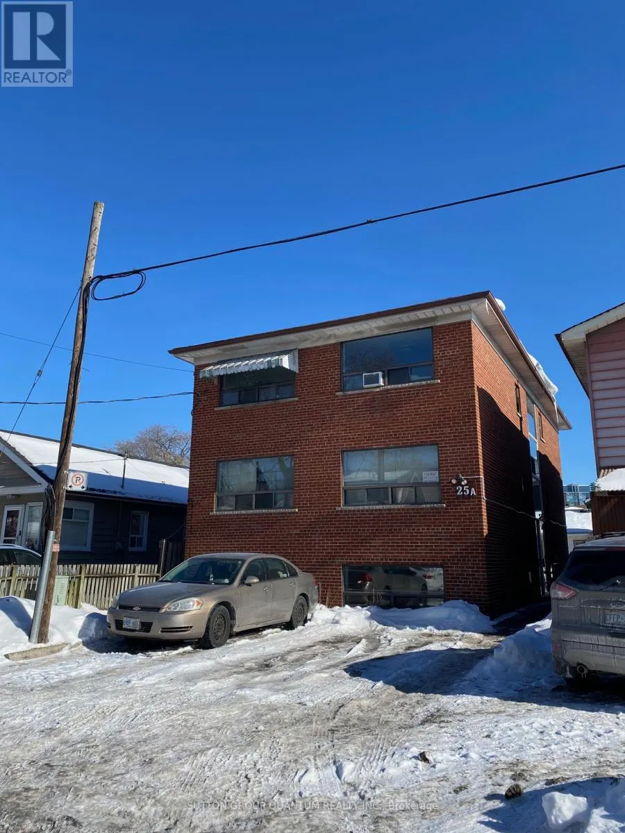 Other for rent: #2 - 25a Milton Street, Toronto, Ontario M8Y 2X7