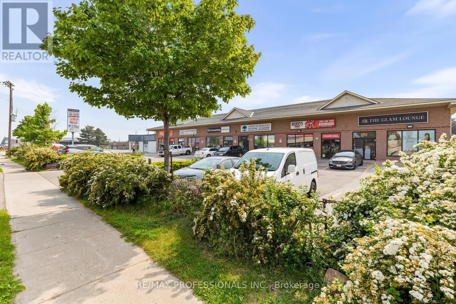 2 - 312 Grays Road, Hamilton, Ontario L8E 1V2