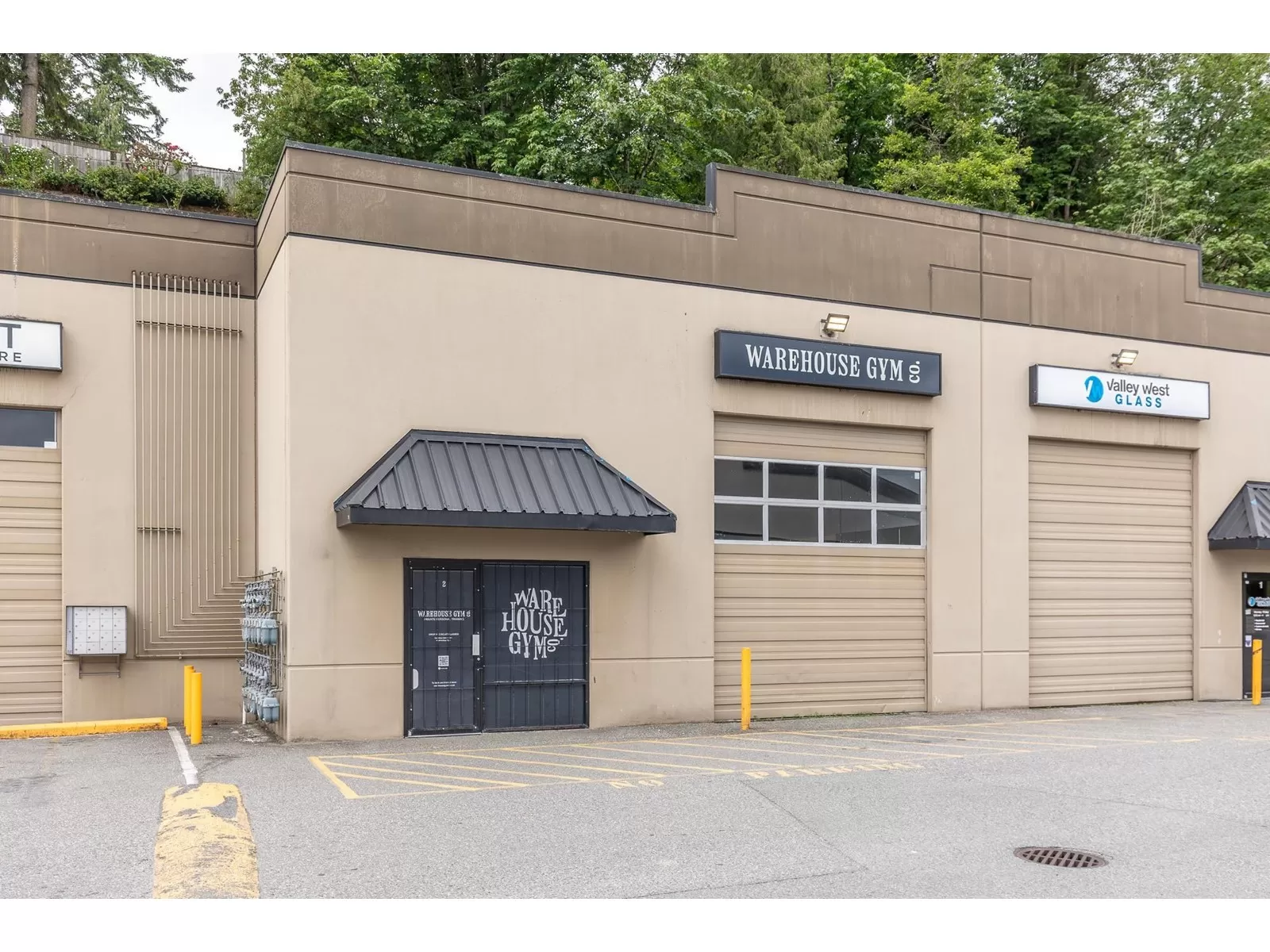 2 34100 South Fraser Way, Abbotsford, British Columbia V2S 2C6