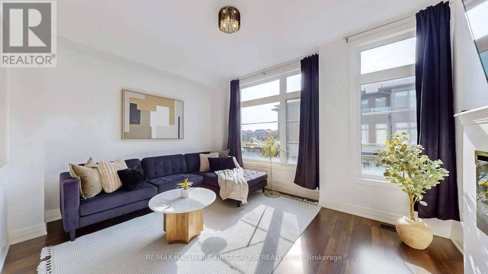 Row / Townhouse for rent: 2 - 384 Arctic Red Drive, Oshawa, Ontario L1L 0M5