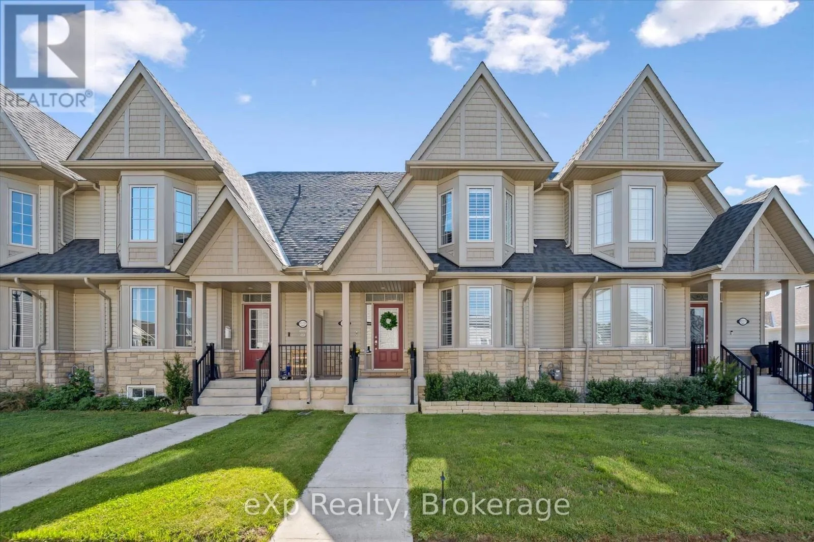 Row / Townhouse for rent: 2 - 45 Elliot Avenue E, Centre Wellington, Ontario N1M 0H6