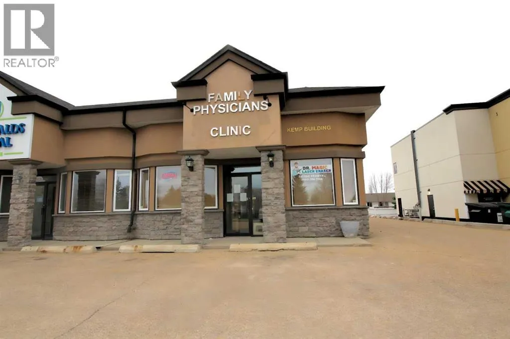 Offices for rent: 2, 5021 Parkwood Road, Blackfalds, Alberta T0M 0J0
