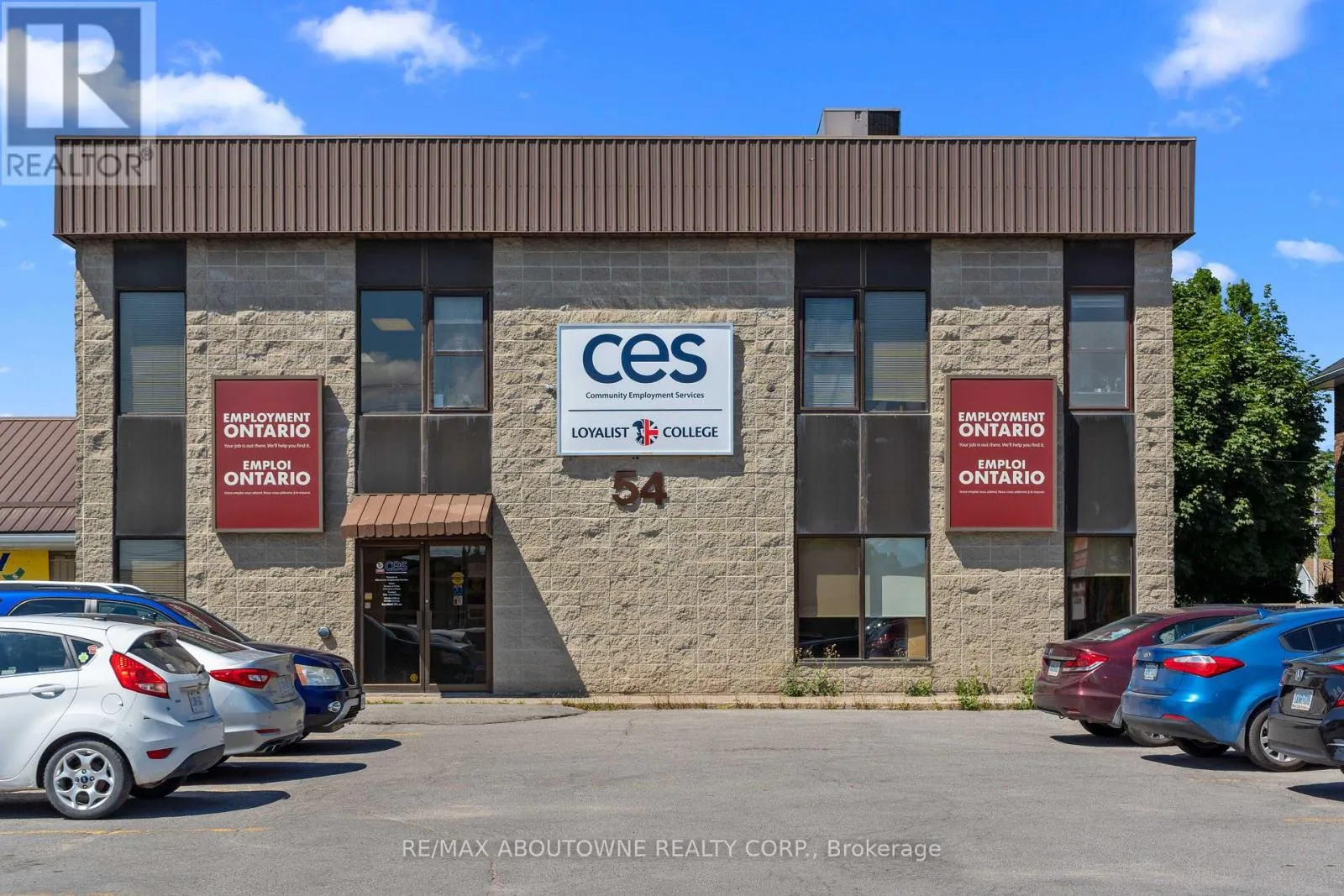 2 - 54 Dundas Street E, Belleville, Ontario K8N 1B8