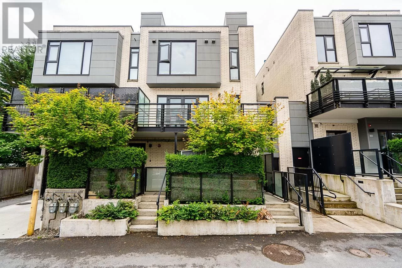 Row / Townhouse for rent: 2 589 W King Edward Avenue, Vancouver, British Columbia V5Z 2C4