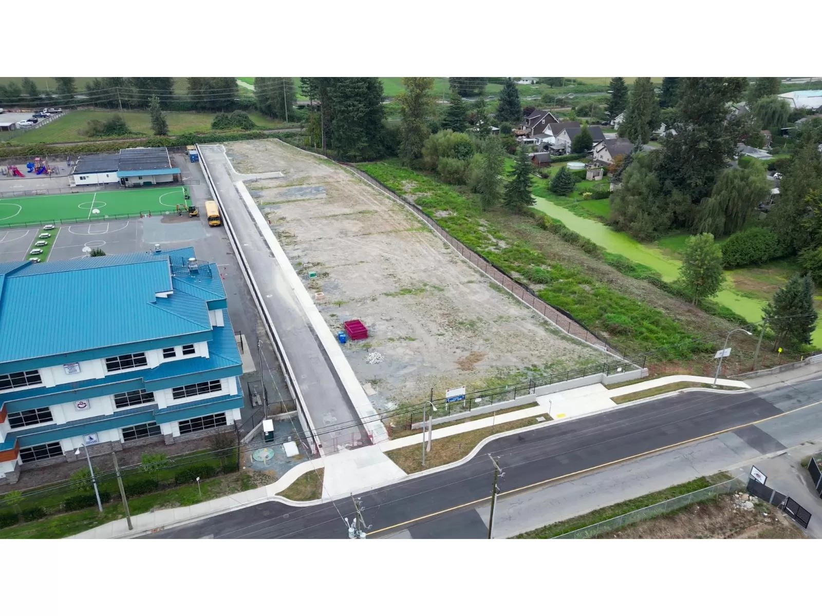 2 5924 Riverside Street, Abbotsford, British Columbia V4X 1T8