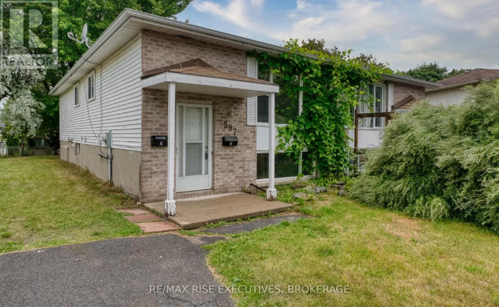 House for rent: 2 - 597 Gavin Court, Kingston, Ontario K7M 8B8