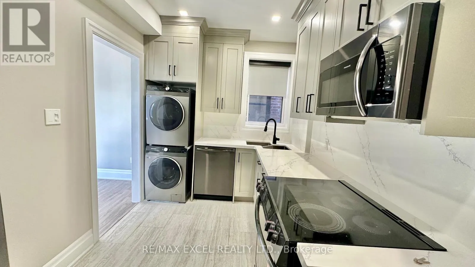 Residential Commercial Mix for rent: 2 - 617 College Street, Toronto, Ontario M6G 1B5