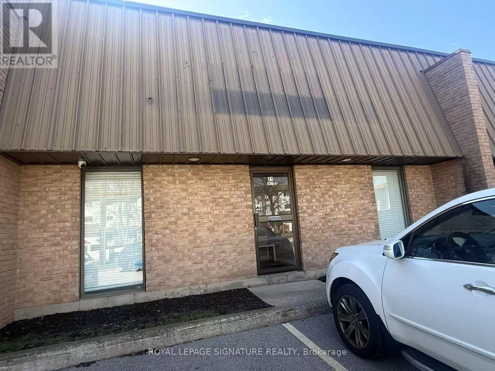 2 - 71 Craig Street, Brantford, Ontario N3R 7H9