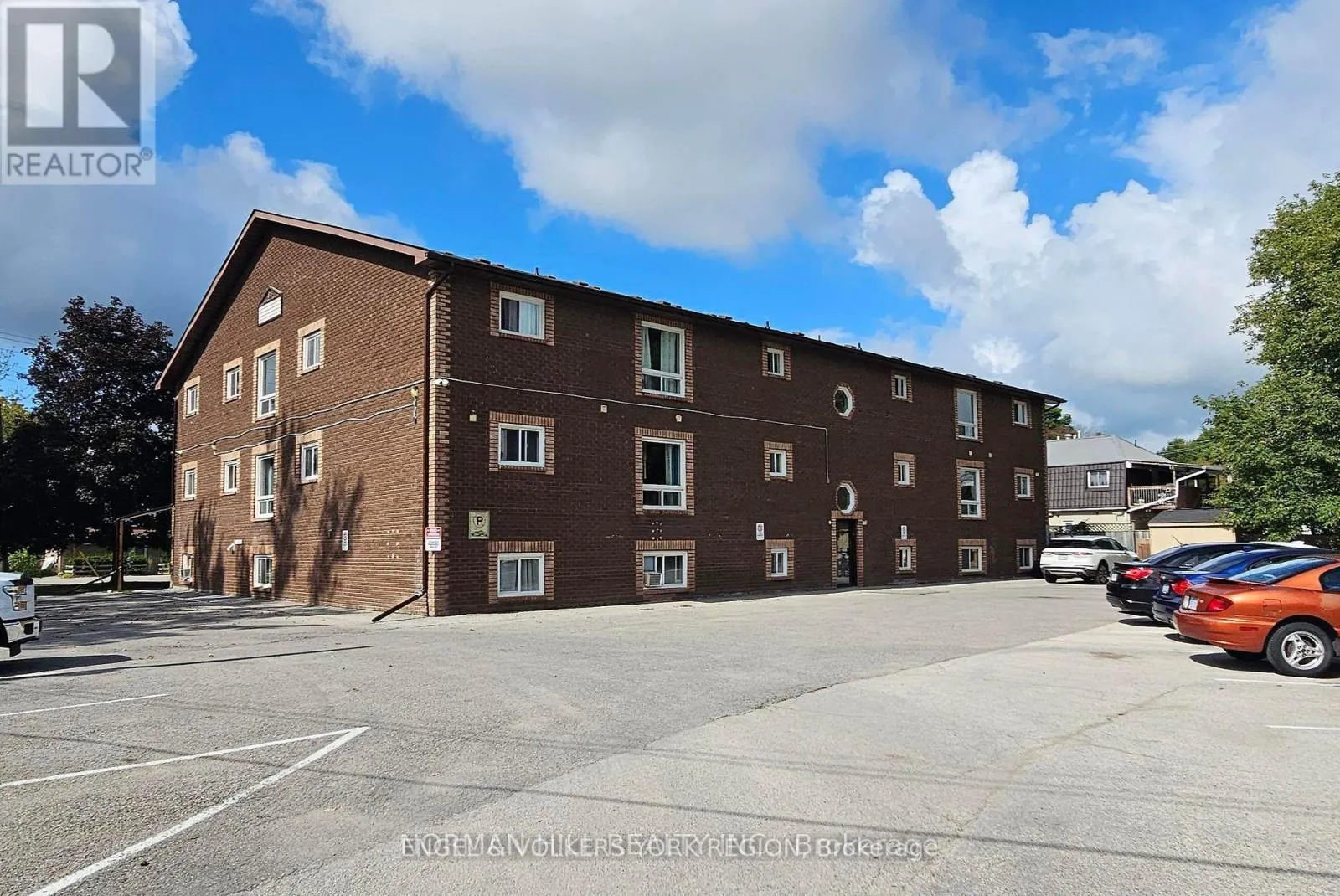 Other for rent: 2 - 86 Curtis Street, Essa, Ontario L0M 1B2