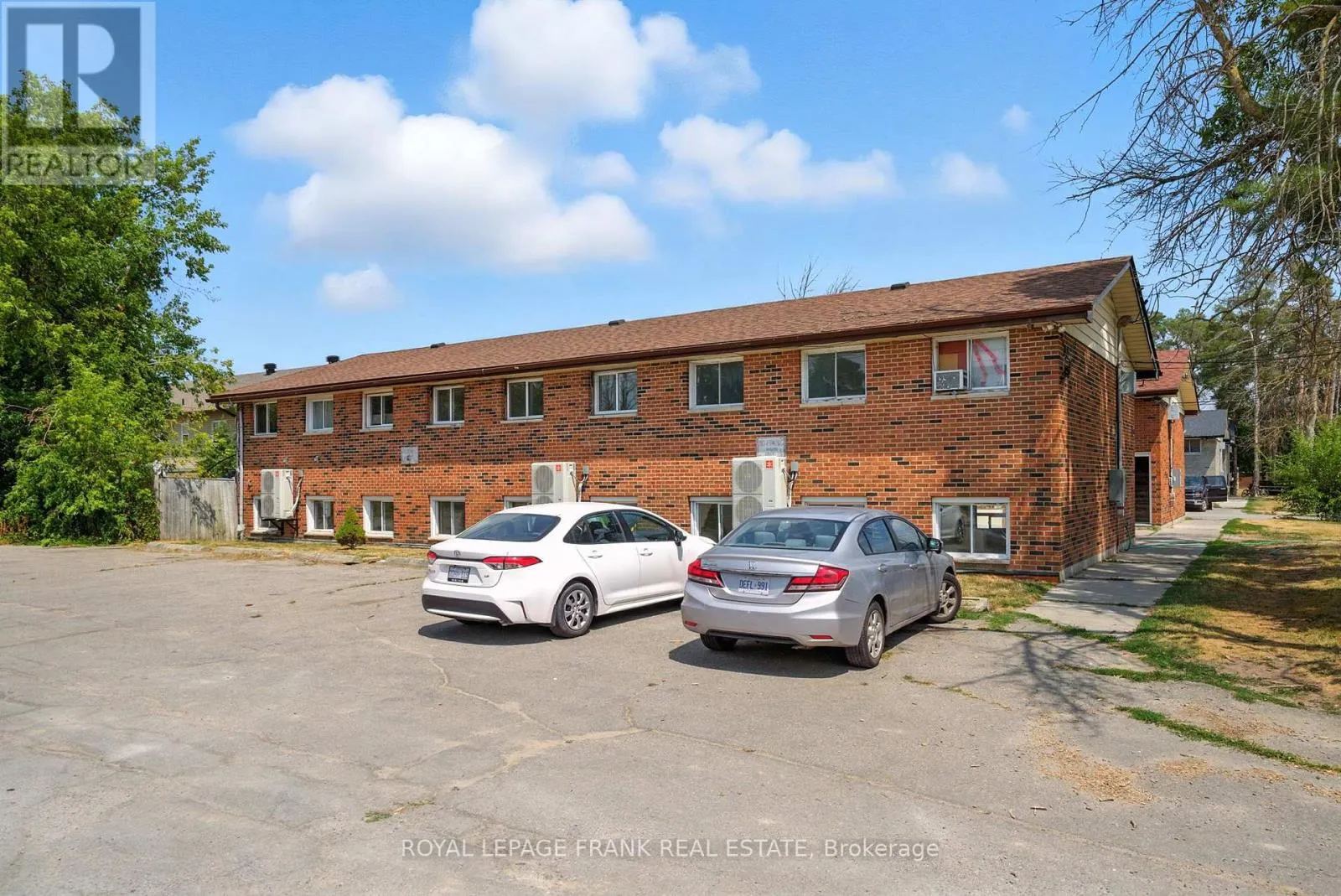 Other for rent: 2 - 88 Mary Street W, Kawartha Lakes, Ontario K9V 5G3