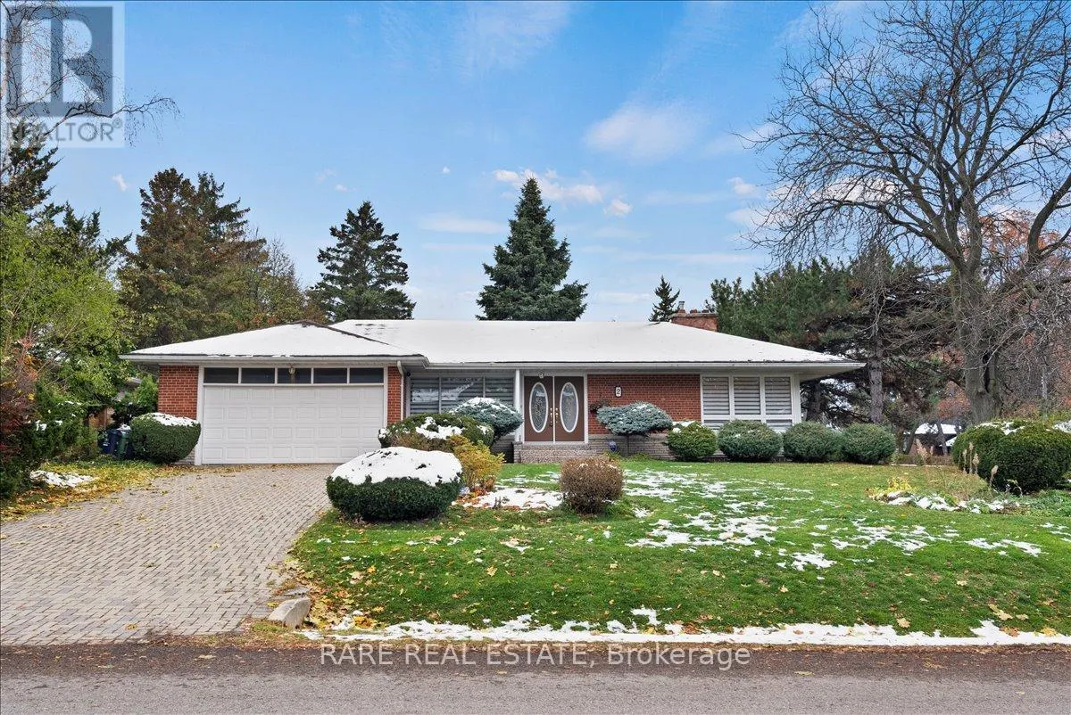 House for rent: 2 Aylesbury Road, Toronto, Ontario M9A 2M4