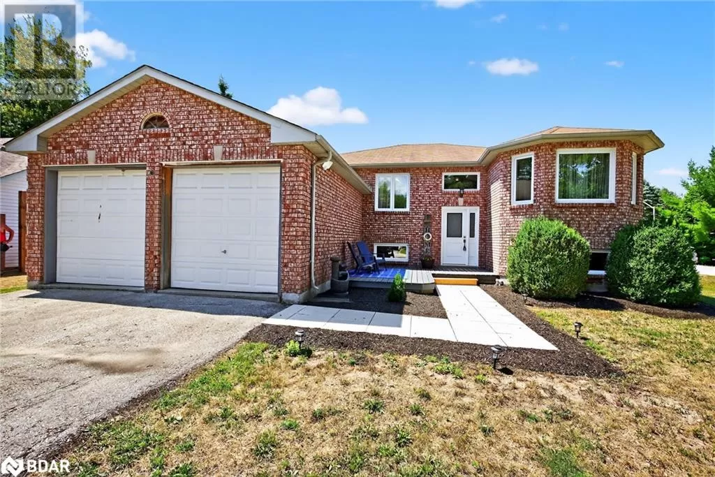 House for rent: 2 Birchmount Circle, Wasaga Beach, Ontario L9Z 1H8