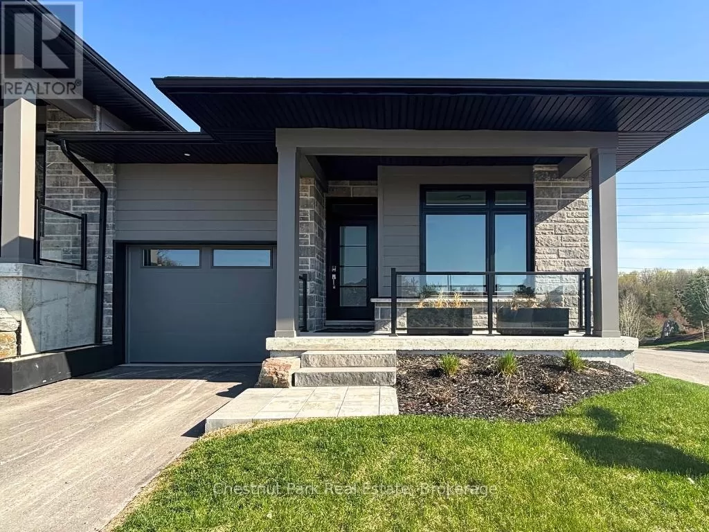 Row / Townhouse for rent: 2 Black Spruce Street, Huntsville, Ontario P1H 1M3