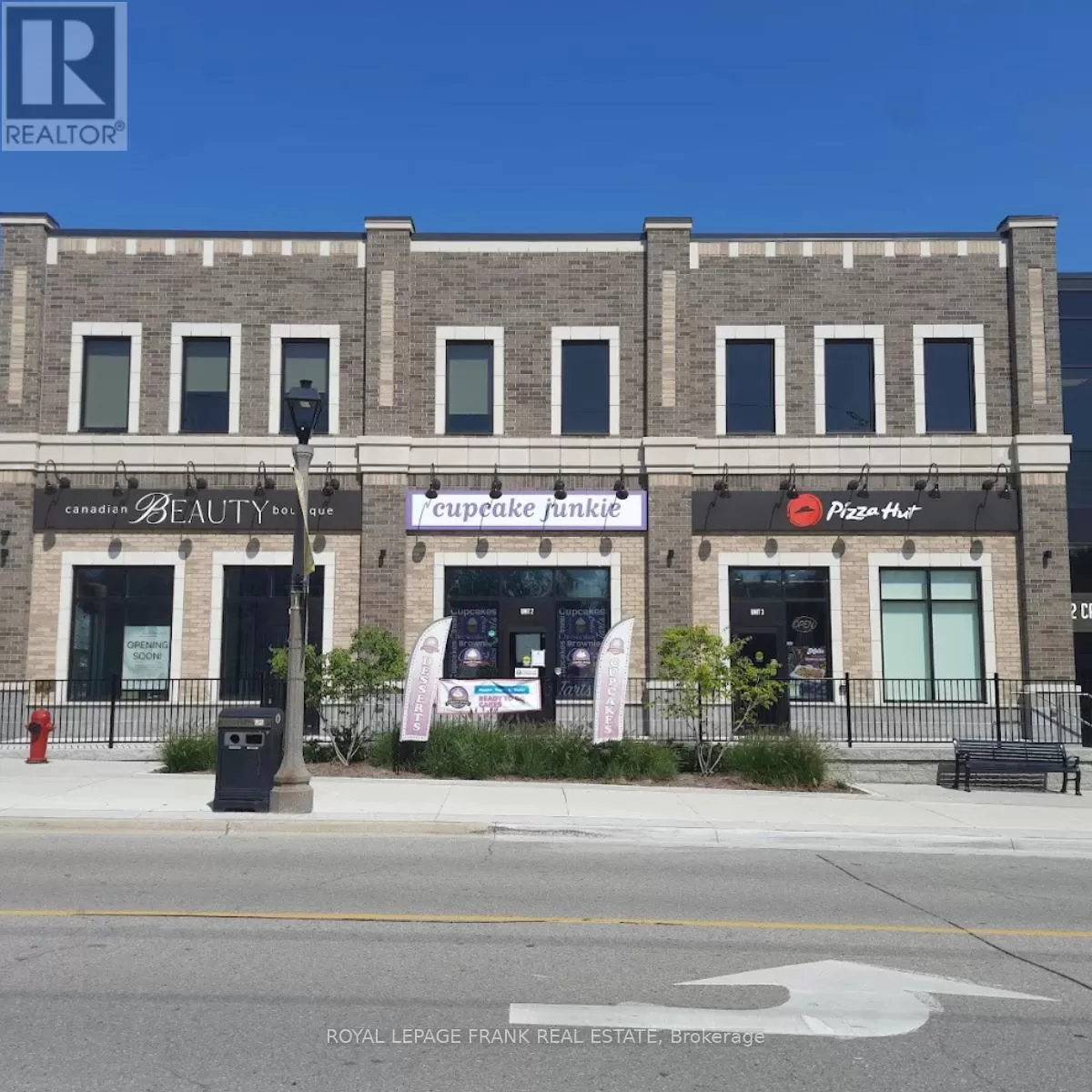 2 Campbell Street, Whitby, Ontario L1M 1A2