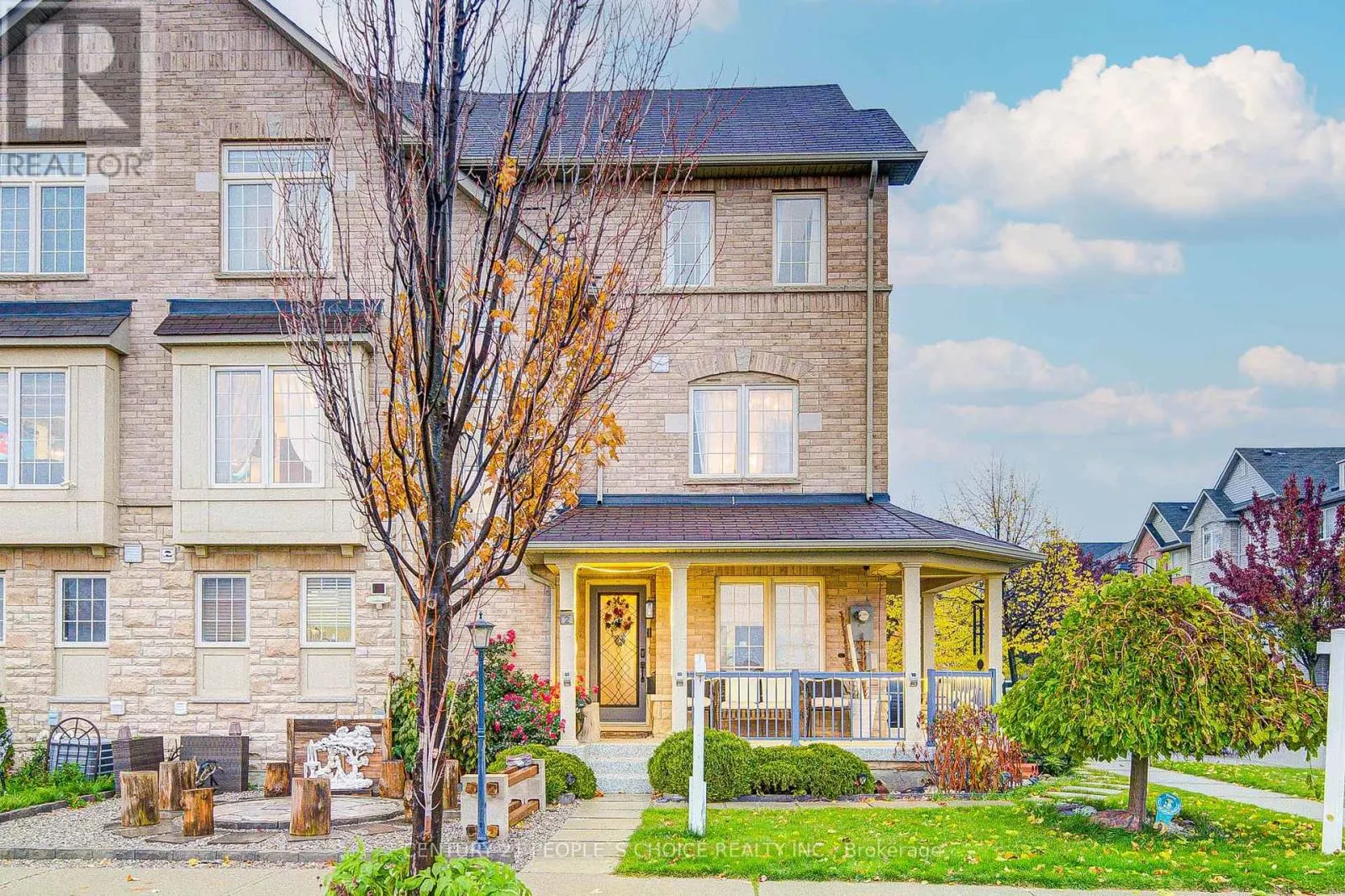 Row / Townhouse for rent: 2 Clowes Street, Ajax, Ontario L1Z 0K9