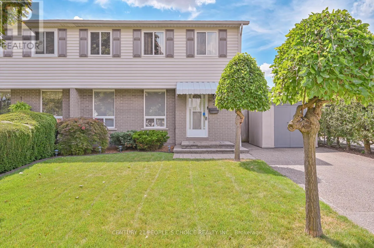 House for rent: 2 Fontaine Court, Brampton, Ontario L6T 3J2