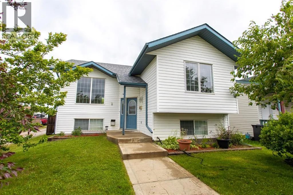 House for rent: 2 Harrigan Street, Sylvan Lake, Alberta T4S 1W6