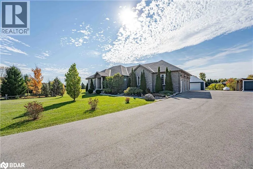 House for rent: 2 Harry Parker Place, Everett, Ontario L0M 1J0