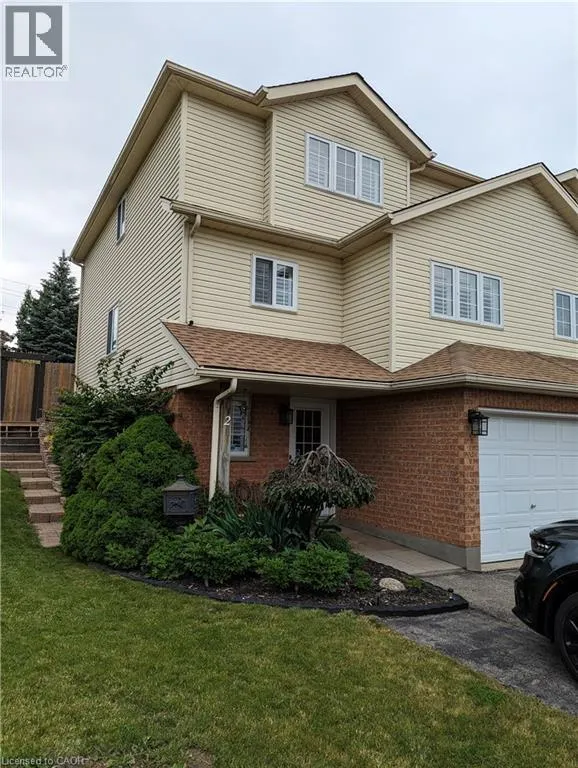 House for rent: 2 Highbrook Street, Kitchener, Ontario N2E 3P1