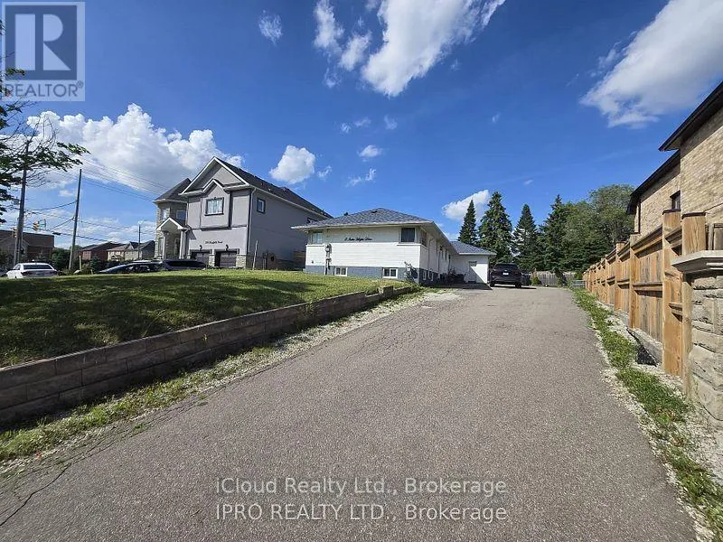 House for rent: 2 Inder Heights Drive, Brampton, Ontario L6Z 3M4