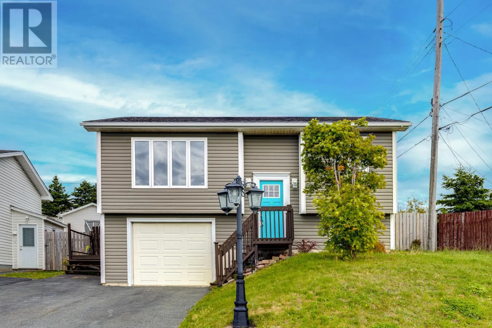 House for rent: 2 Ingerman Street, Mount Pearl, Newfoundland & Labrador A1N 3L4