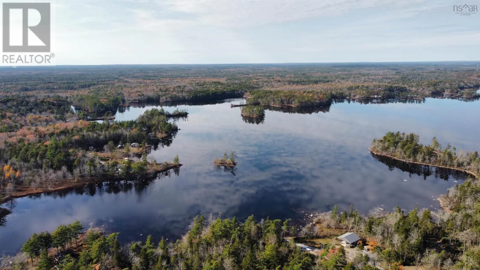 2 Oak Hill Road, Lower Ohio, Nova Scotia B0T 1W0